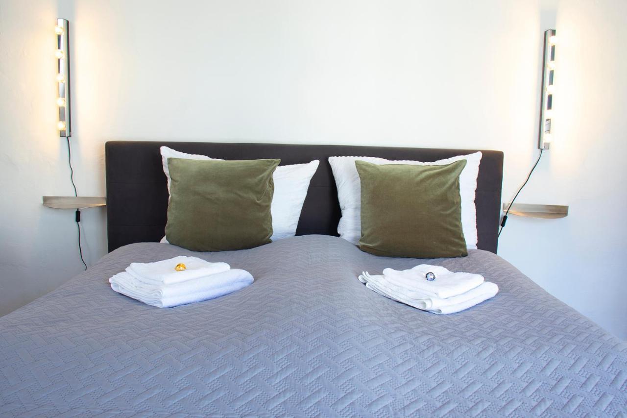 Blackncozy - Stellwerk Mit Boxspringbett In Zentraler Lage *